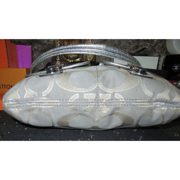 Coach 2011 Poppy Grey & Silver Metallic Signature Hippie Jacquard Bag Pushlock - Picture 5 of 12